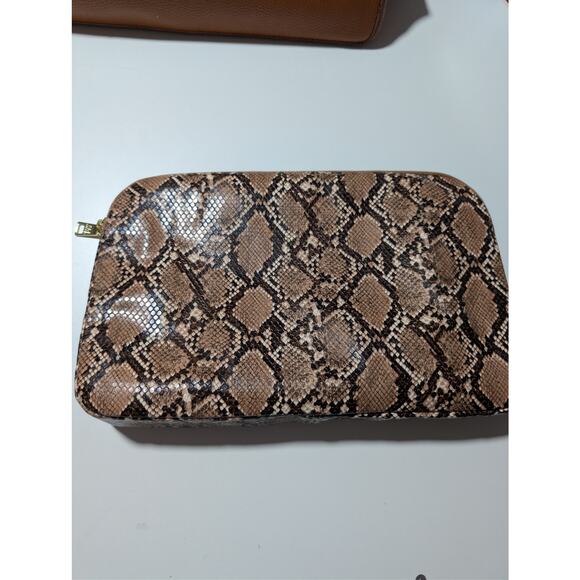 Steve Madden Tote with matching snakeskin bag - Pink/Red Suede Interior - Picture 8 of 16